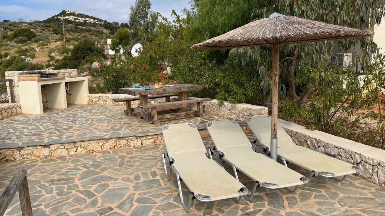 Luxurious Villa At A Unique Spot Agios Nikolaos  Exteriér fotografie