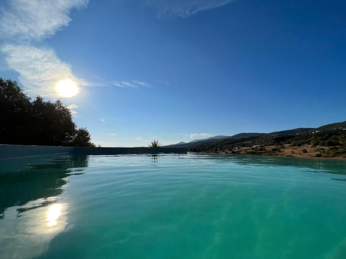 Luxurious Villa At A Unique Spot Agios Nikolaos  Exteriér fotografie