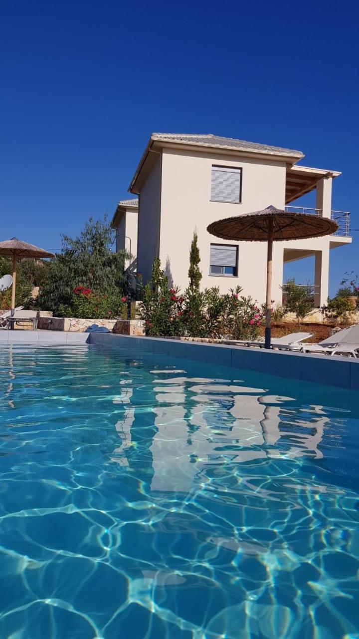 Luxurious Villa At A Unique Spot Agios Nikolaos  Exteriér fotografie